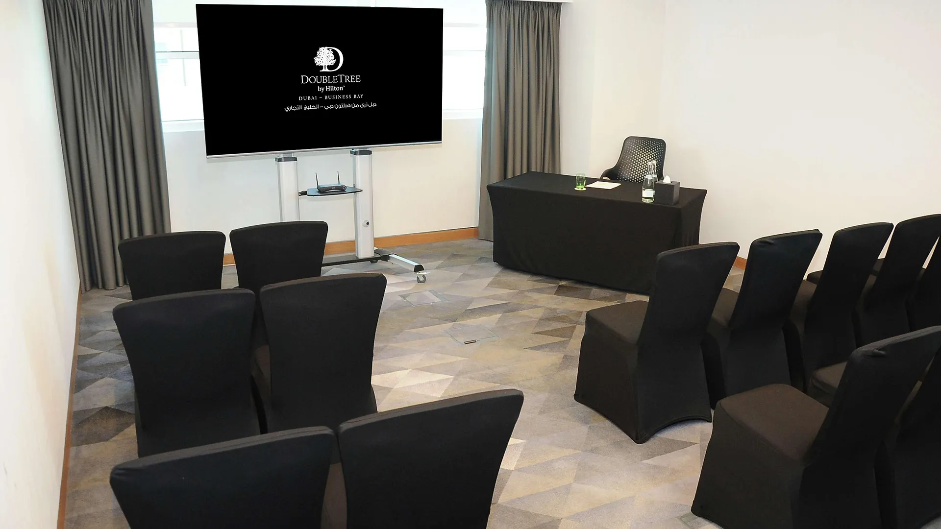 Hotel Doubletree By Hilton Dubai - Business Bay