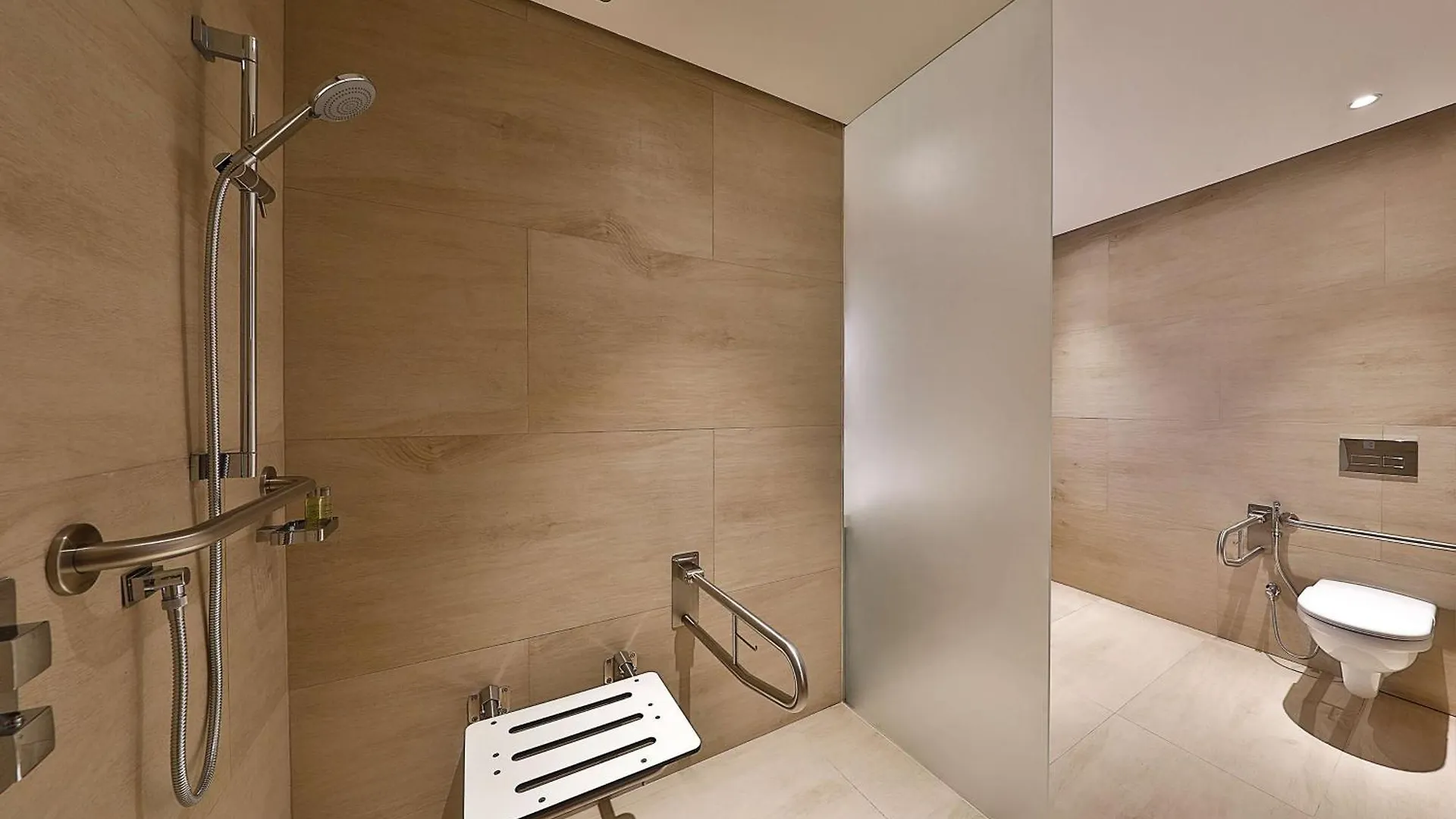 ****  Hotel Doubletree By Hilton Dubai - Business Bay Zjednoczone Emiraty Arabskie
